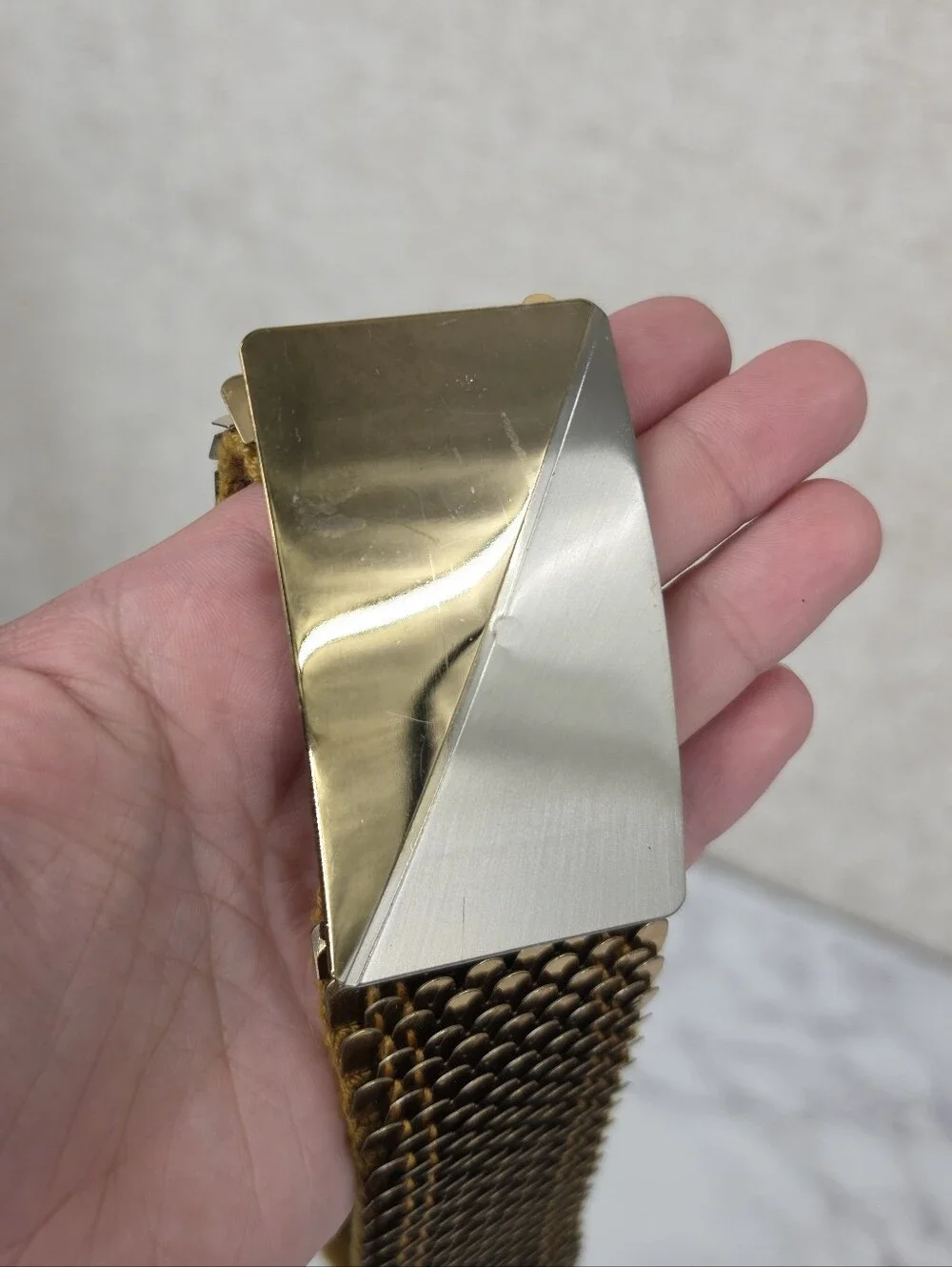 Vintage 80s Gold Tone Articulated Fishscale Stretch Belt Two Tone Buckle
